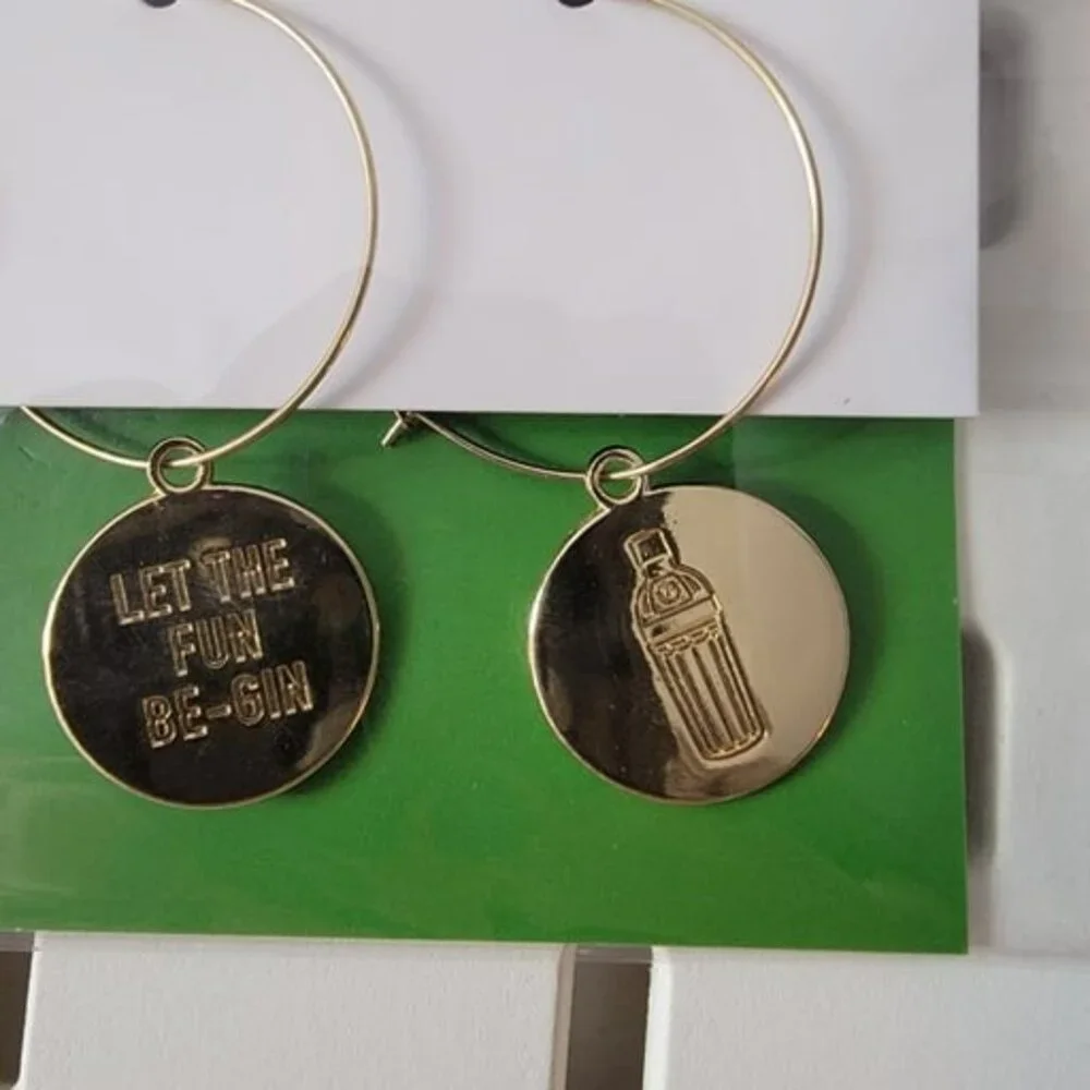 TANQUERAY Golden Cocktail Charms Stemmed Drink Glassware Wine Glass Accessory